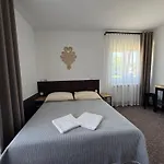 Gory Bed & Breakfast 3*