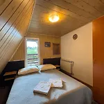 Gory Bed & Breakfast 3*