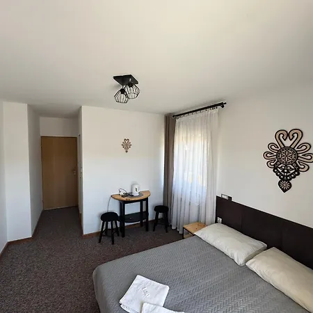 Gory B - Z Widokiem Na Gory Sniadaniami I Sauna Bed & Breakfast 3*