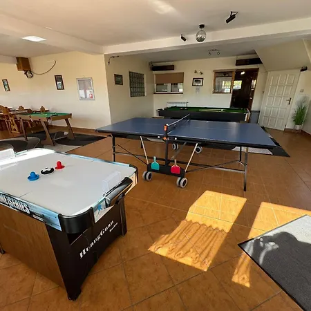 Gory B - Z Widokiem Na Gory Sniadaniami I Sauna Bed & Breakfast 3*