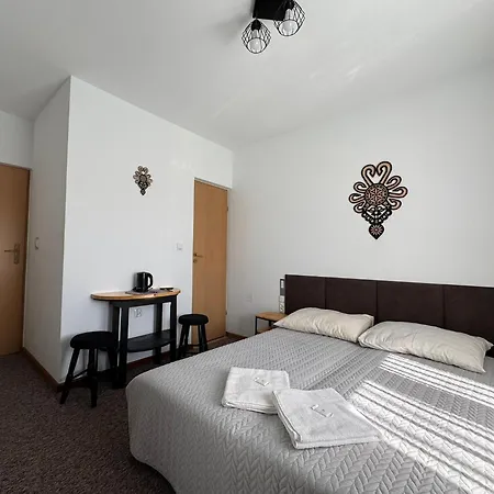 Gory B - Z Widokiem Na Gory Sniadaniami I Sauna 3* Bukowina Tatrzańska
