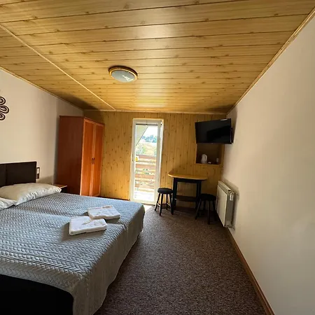 Gory B - Z Widokiem Na Gory Sniadaniami I Sauna Bed & Breakfast