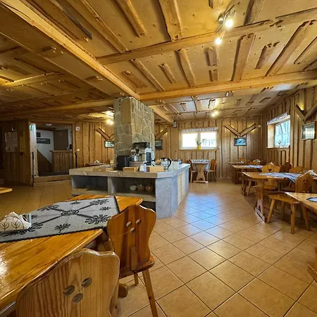 Góry B - Z Widokiem Na Góry śniadaniami I Sauna 3*