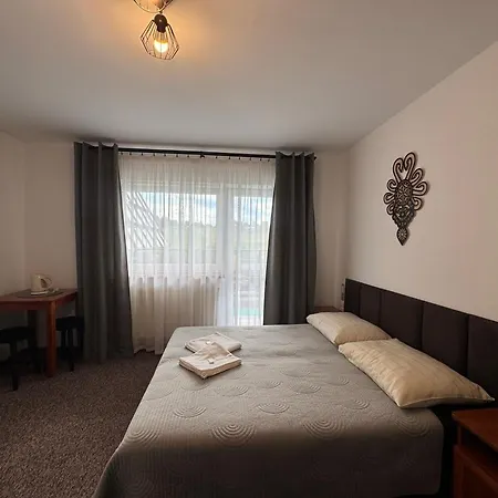 Gory B - Z Widokiem Na Gory Sniadaniami I Sauna Bed & Breakfast