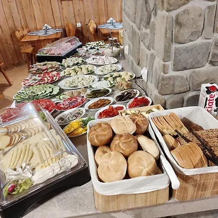 Góry B - Z Widokiem Na Góry śniadaniami I Sauna