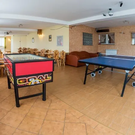 Gory B - Z Widokiem Na Gory Sniadaniami I Sauna 3*