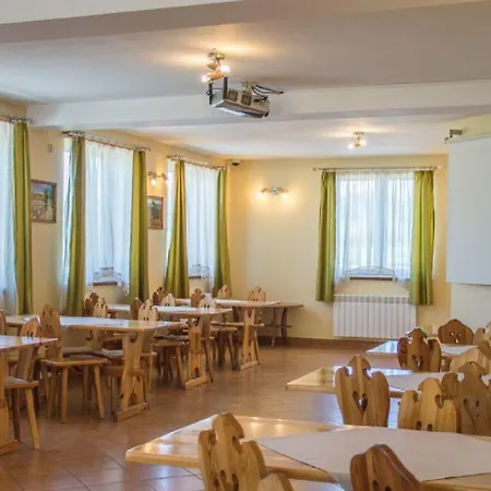 Gory B - Z Widokiem Na Gory Sniadaniami I Sauna