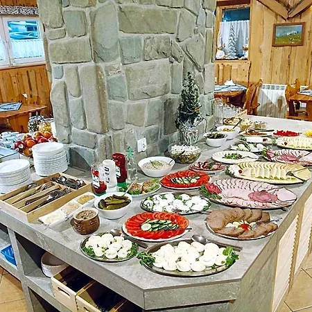Gory B - Z Widokiem Na Gory Sniadaniami I Sauna 3* בוקוווינה טטז'אנסקה