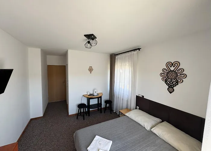 Gory Frühstückspension 3*