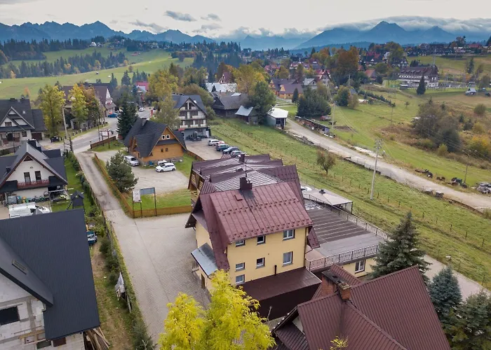 Góry Nocleg ze śniadaniem 3*